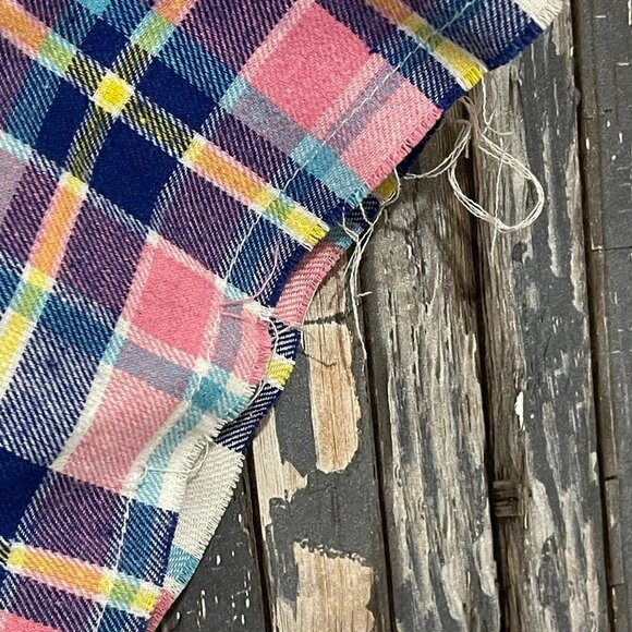 Reclaimed Vintage Raw Hem Plaid Short Sleeve Button Up Mens Medium - Picture 8 of 8